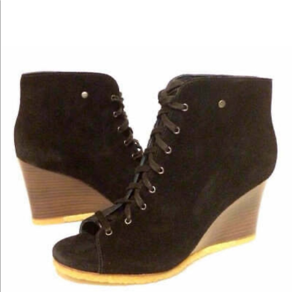 Ugg Elyse open toe wedge